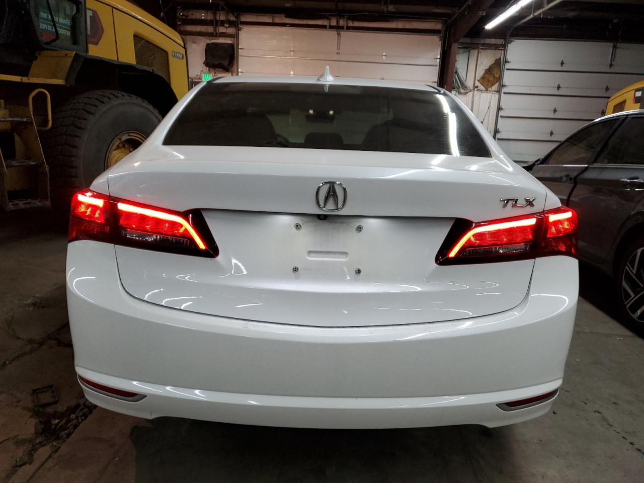 Lot #3040800757 2016 ACURA TLX TECH