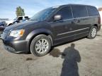 CHRYSLER TOWN & COU photo