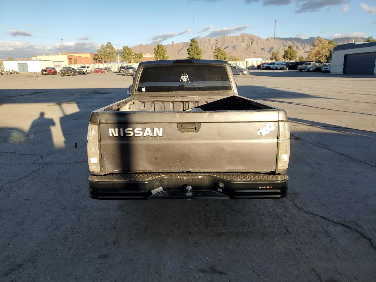 Lot #2960101135 1997 NISSAN TRUCK BASE