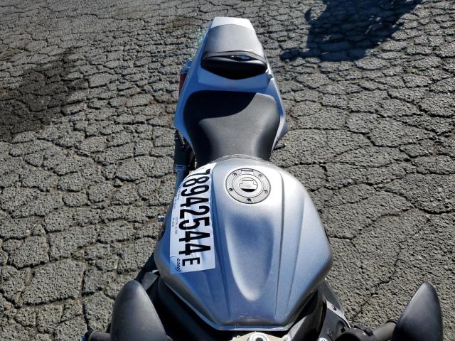 2004 YAMAHA YZFR6 L JYARJ06Y04A003736