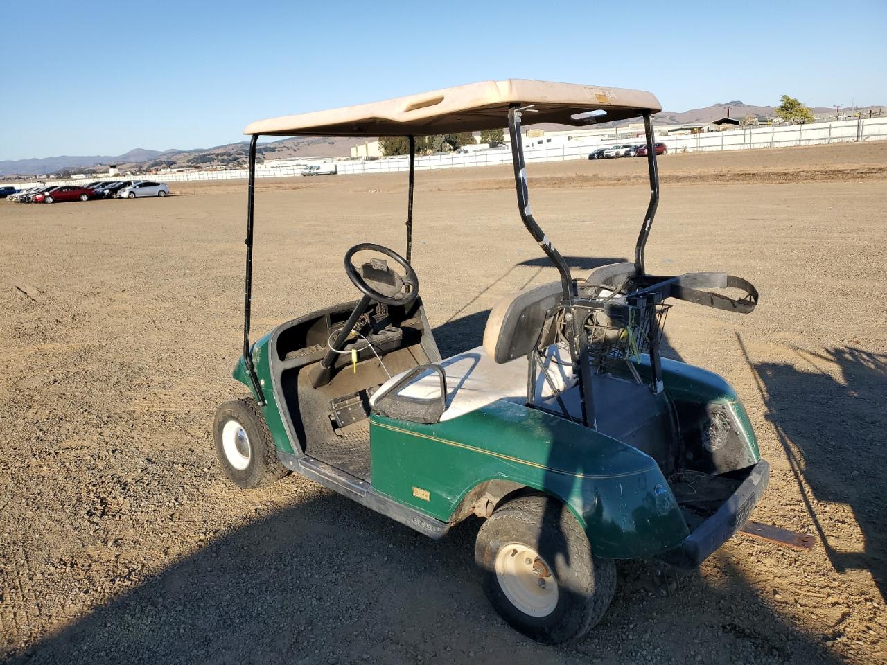 Lot #2979242984 2000 OTHER GOLF CART