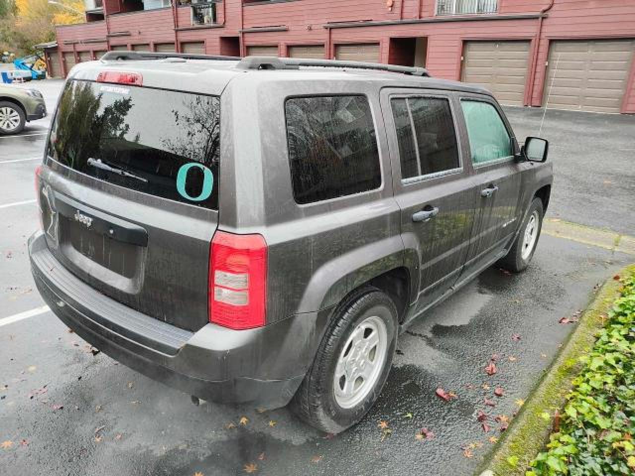 Lot #2986321191 2016 JEEP PATRIOT SP