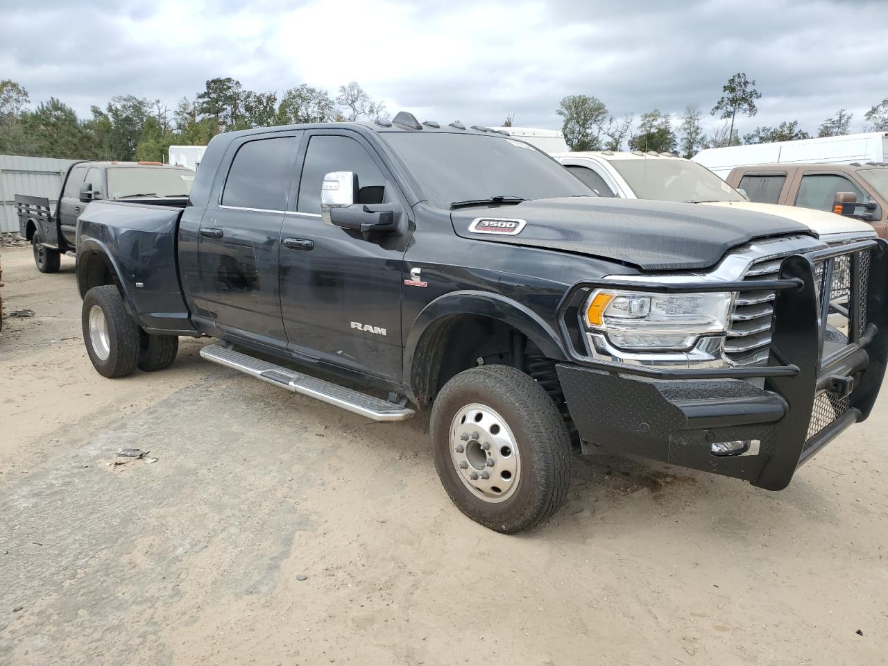 Lot #3024911425 2023 RAM 3500 LONGH