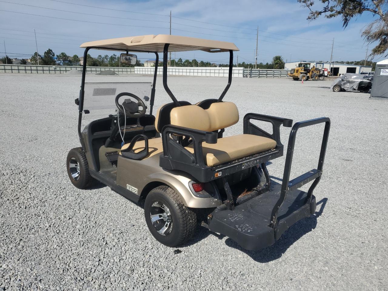 Lot #2995757504 2018 EZGO GOLF CART