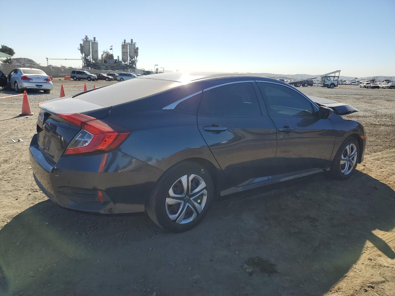 Lot #3030443471 2018 HONDA CIVIC LX