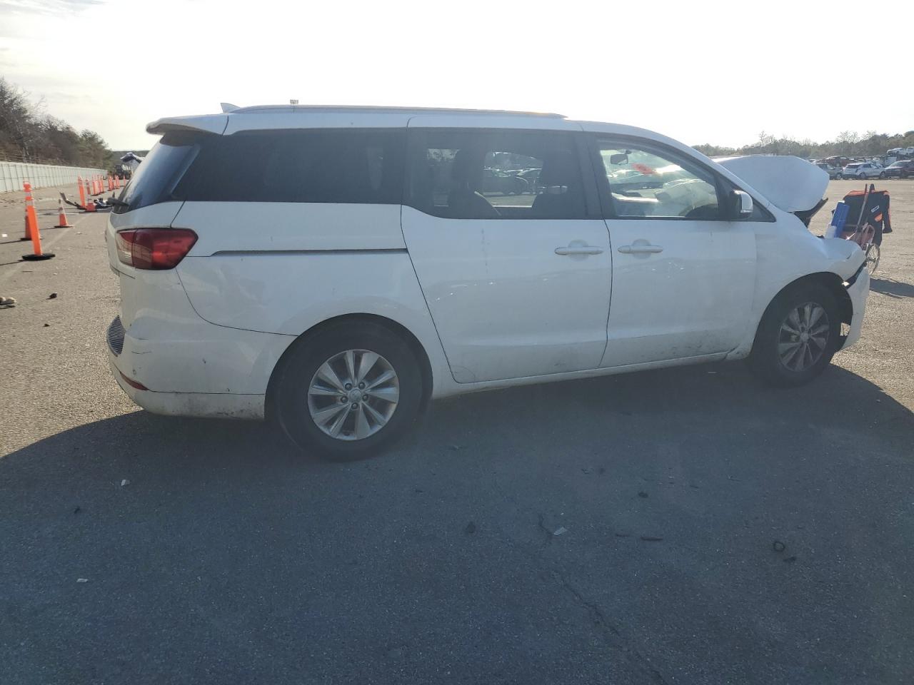 Lot #3034284114 2015 KIA SEDONA LX