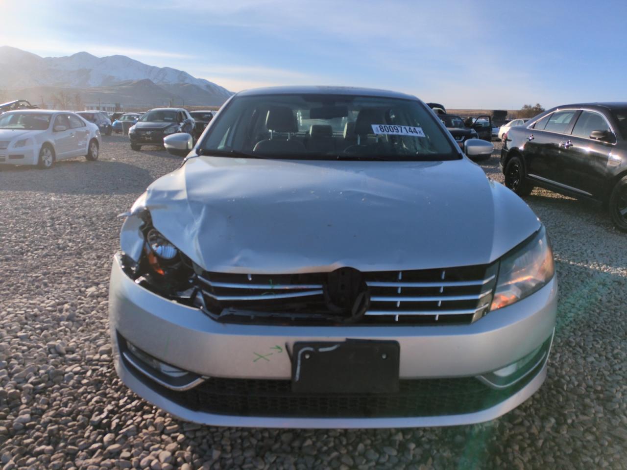 Lot #2991958369 2013 VOLKSWAGEN PASSAT SEL