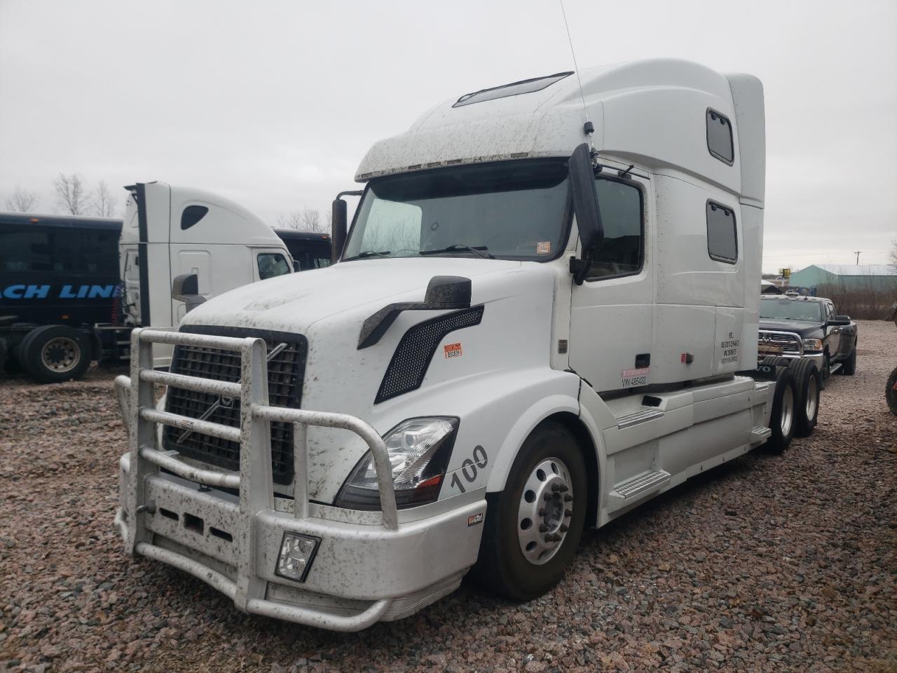 Lot #3023395276 2009 VOLVO VN VNL