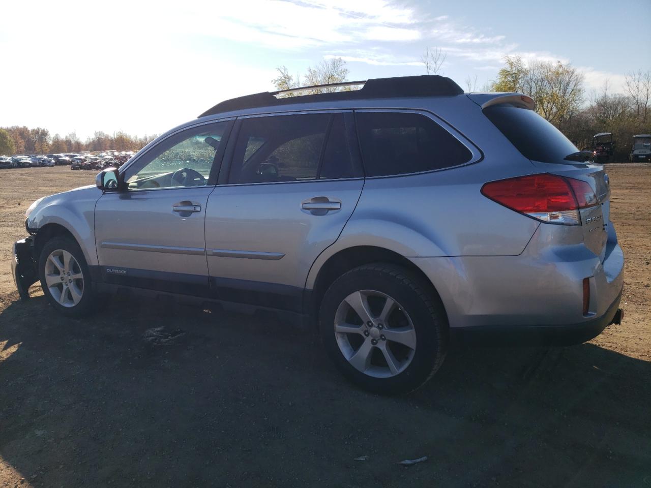 Lot #2969170358 2013 SUBARU OUTBACK 2.