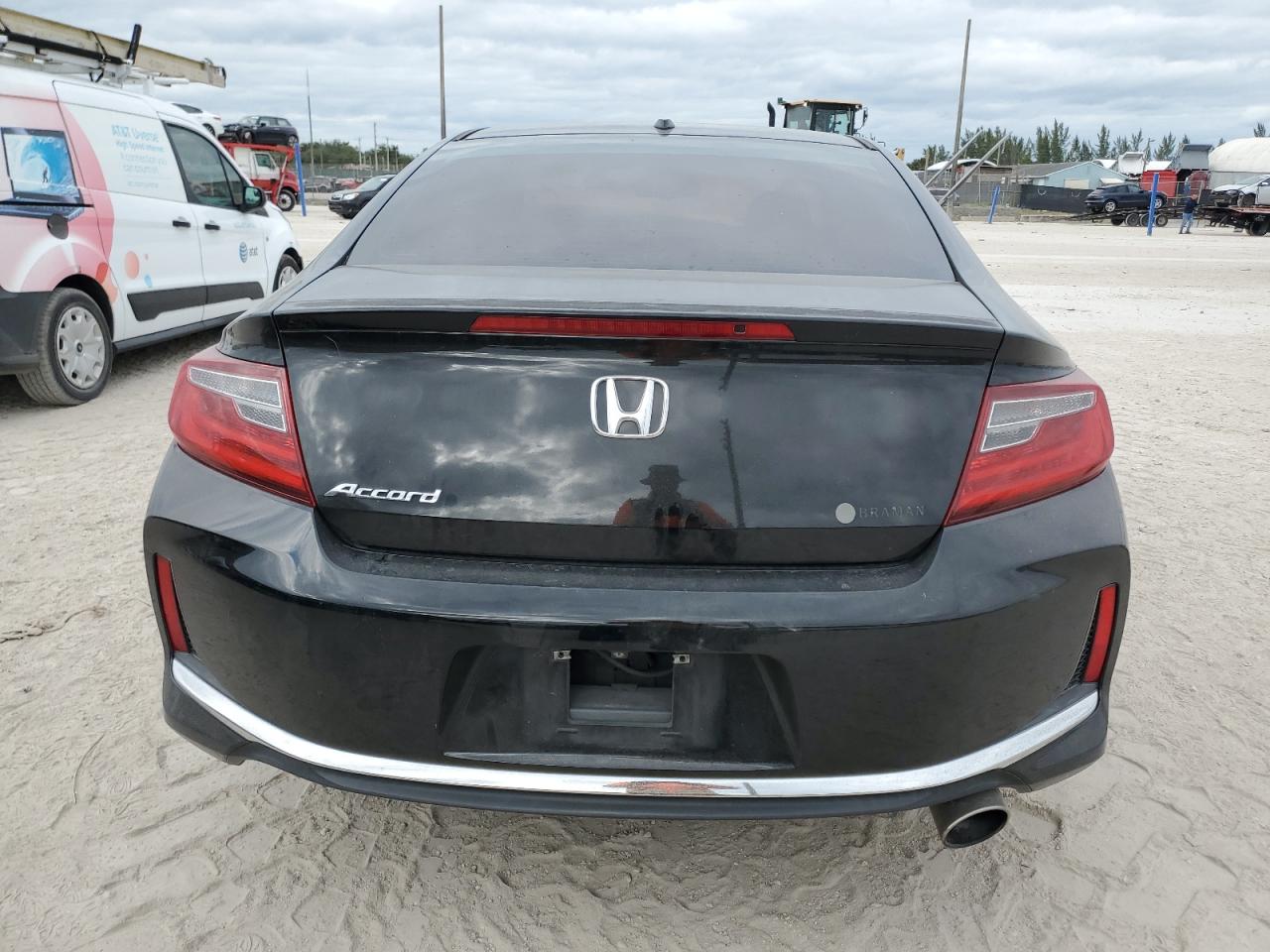 Lot #3025096232 2017 HONDA ACCORD EXL