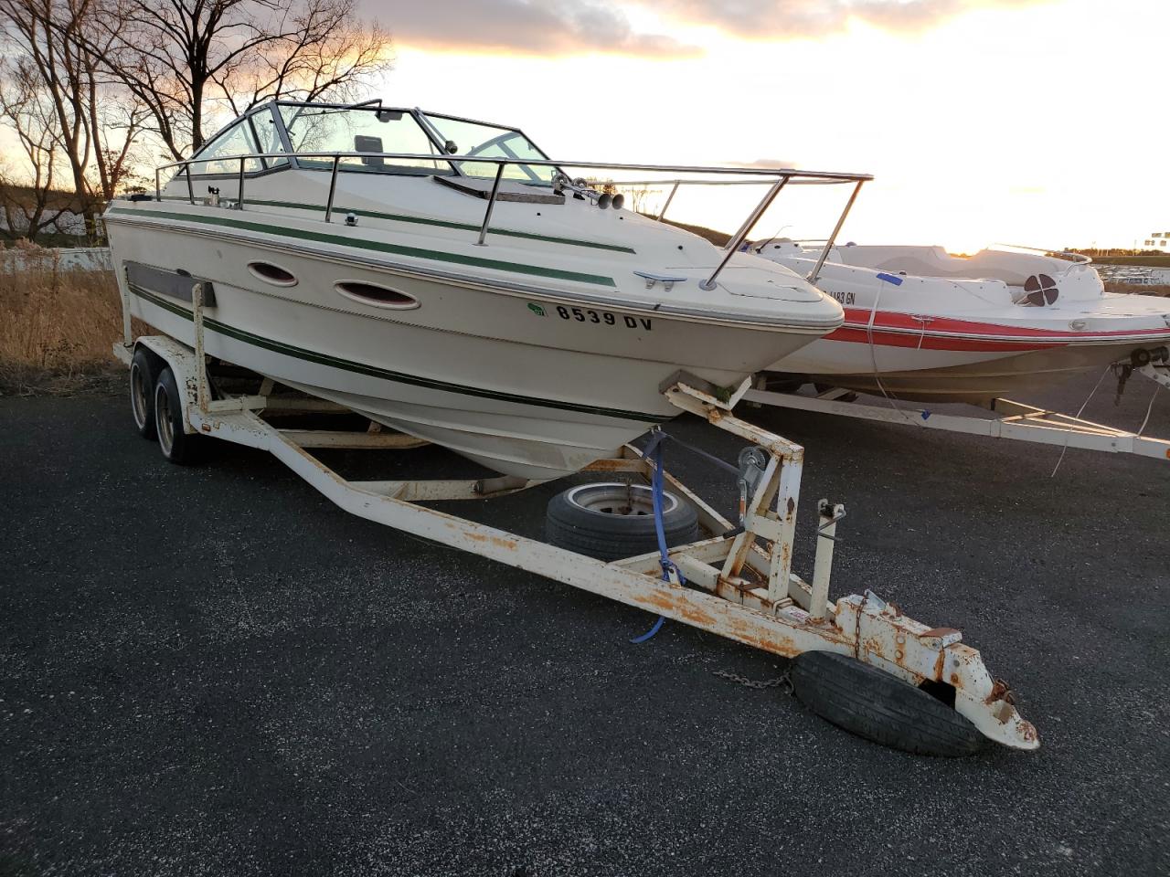 Lot #2972453430 1995 BOAT W/TRAILER