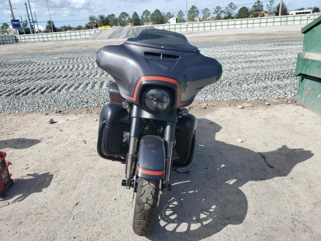 2018 HARLEY-DAVIDSON FLHXSE CVO 1HD1PXL10JB960789