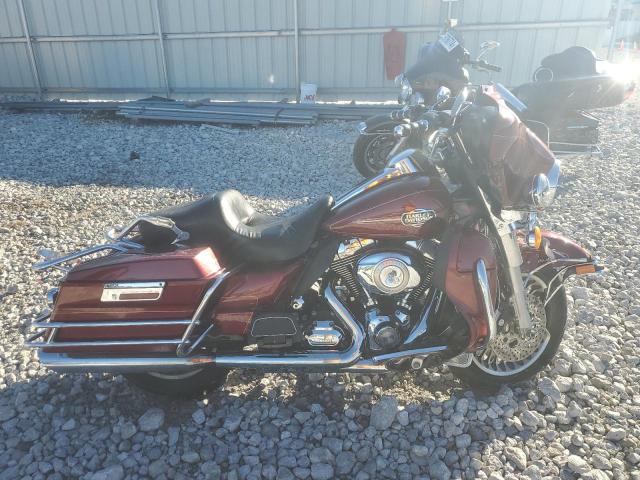 2010 HARLEY-DAVIDSON FLHTCU #3028437227