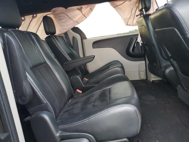 2017 DODGE GRAND CARA - 2C4RDGCGXHR664384