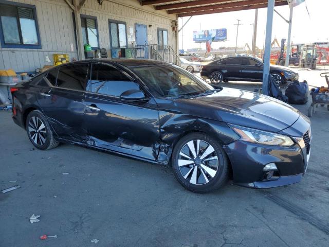 VIN 1N4BL4EVXKC218465 2019 Nissan Altima, SL no.4