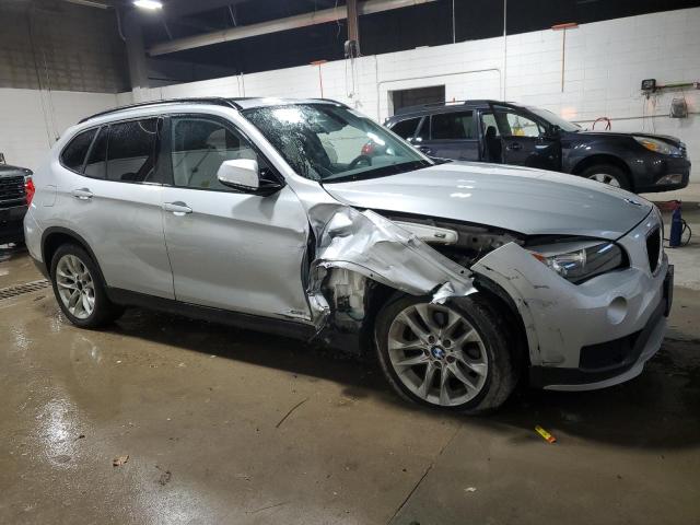 VIN WBAVL1C5XFVY31234 2015 BMW X1 no.4