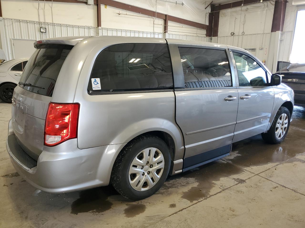 Lot #2952574155 2016 DODGE GRAND CARA