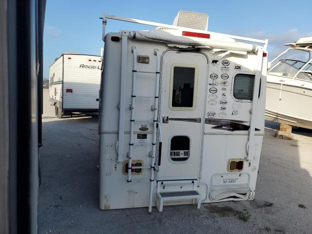 OTHR CAMPER 2014 white   NL1029R122614B photo #4