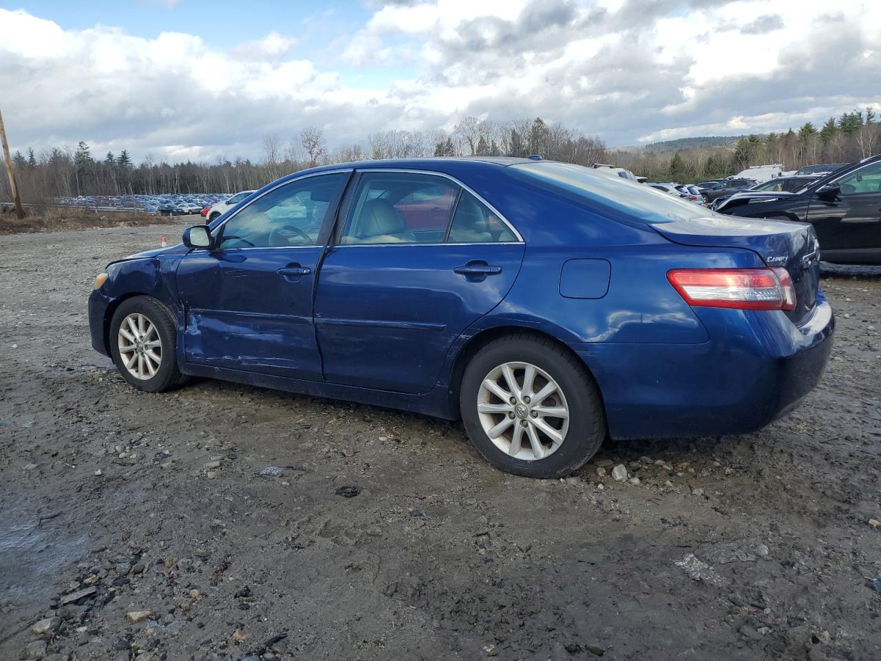 Lot #2996452354 2011 TOYOTA CAMRY BASE