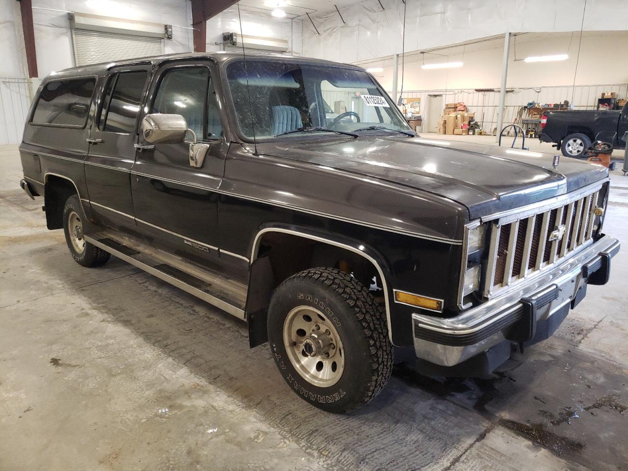 Lot #3030434475 1991 GMC SUBURBAN V