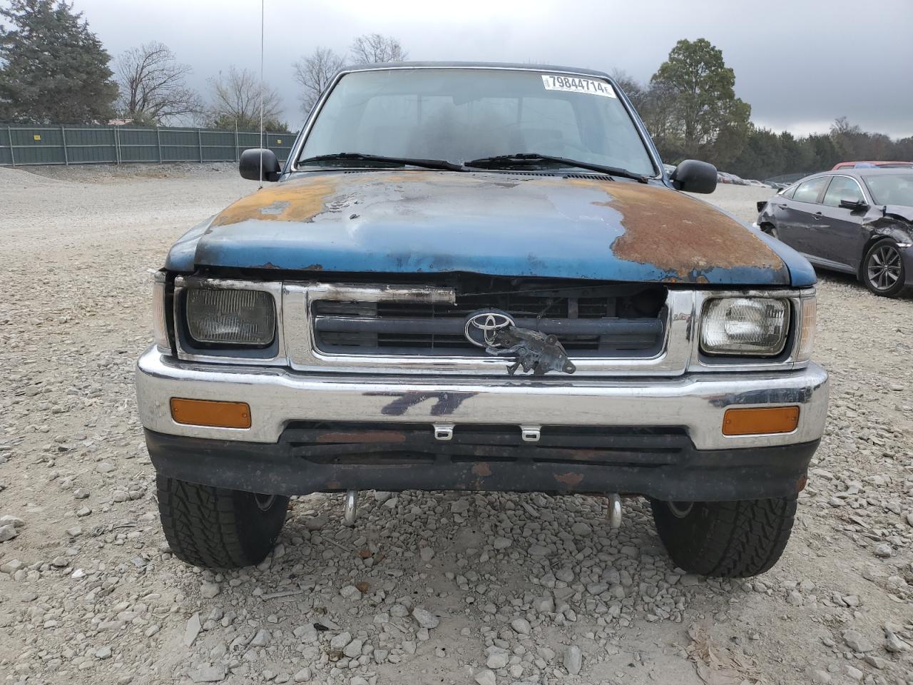 Lot #2979411610 1994 TOYOTA PICKUP 1/2