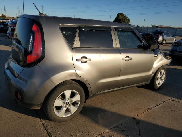 VIN KNDJN2A21J7597976 2018 KIA SOUL no.3