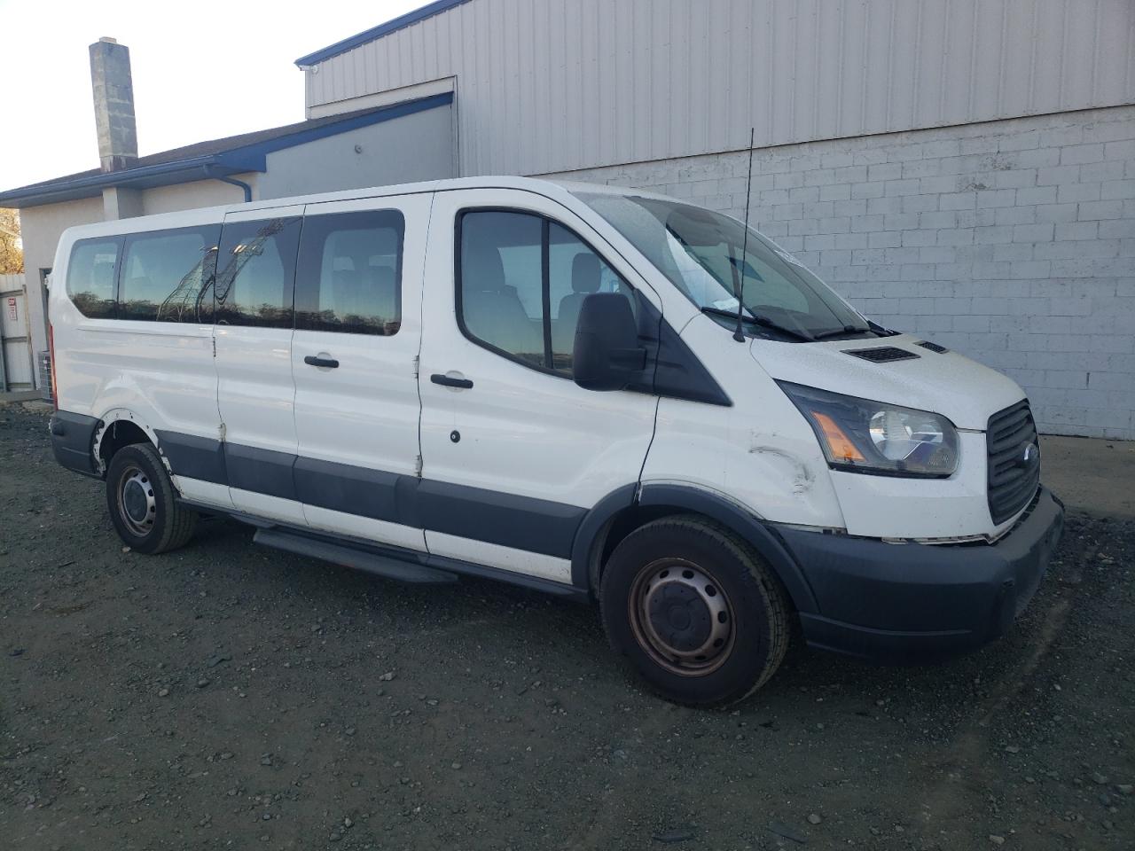 Lot #3025144219 2015 FORD TRANSIT T-