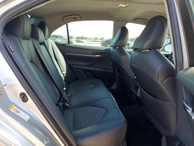 2018 TOYOTA CAMRY L 4T1B11HK2JU089917