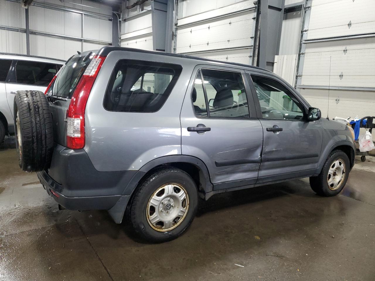 Lot #3002691812 2005 HONDA CR-V LX