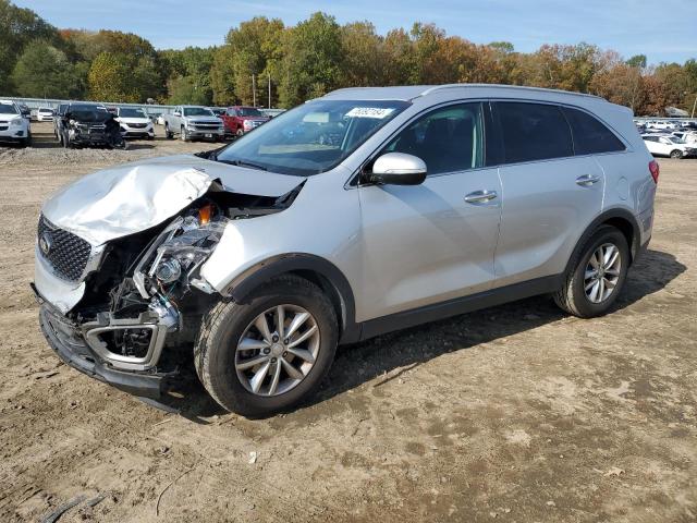 2016 KIA SORENTO LX - 5XYPG4A54GG122019