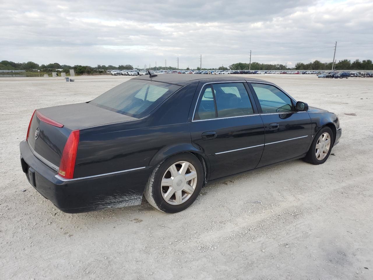 Lot #3029727665 2007 CADILLAC DTS