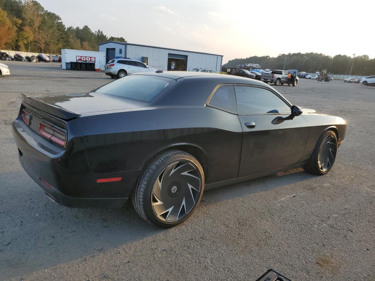 Lot #3038047198 2019 DODGE CHALLENGER