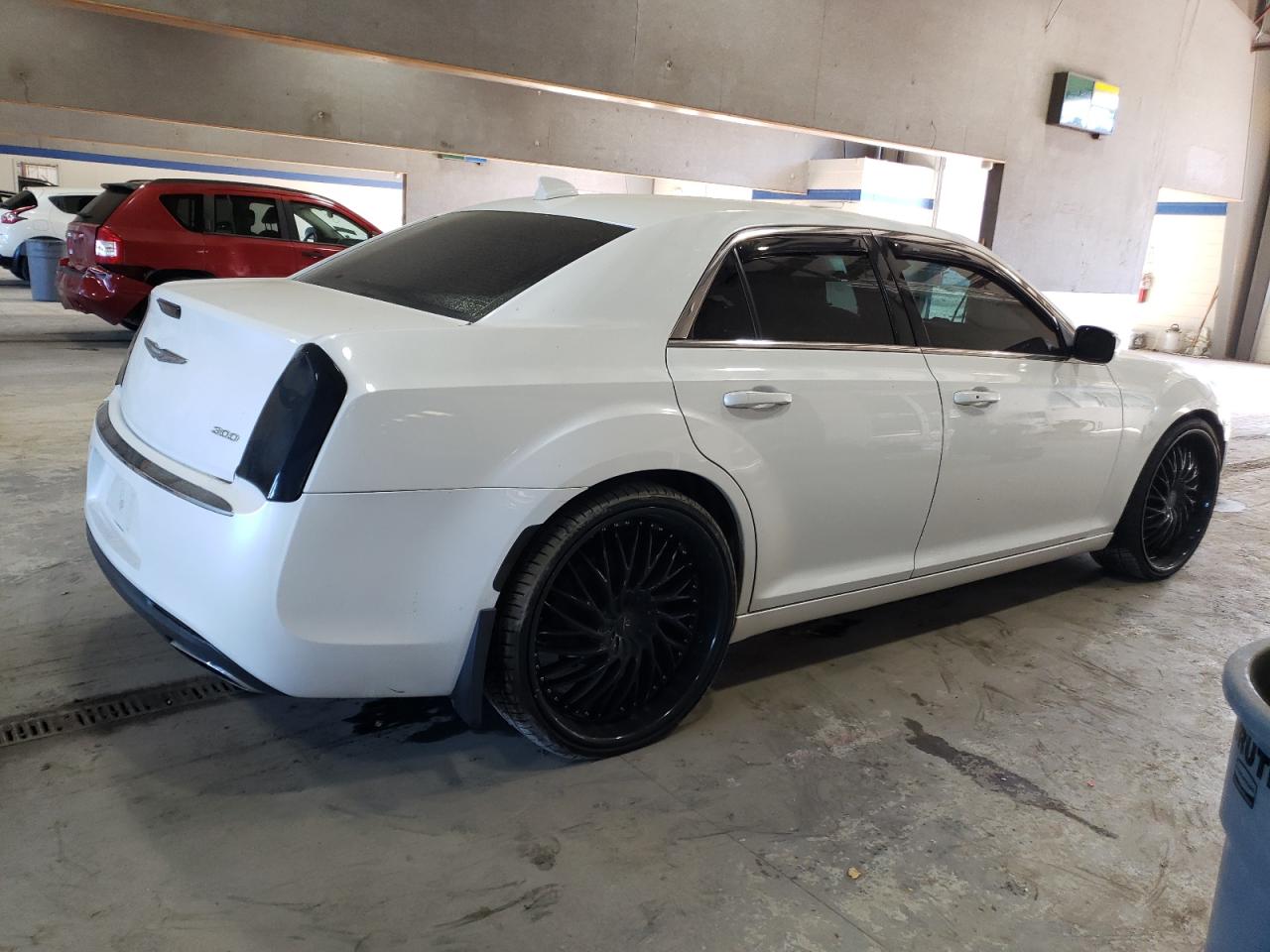 Lot #3030505474 2015 CHRYSLER 300 LIMITE