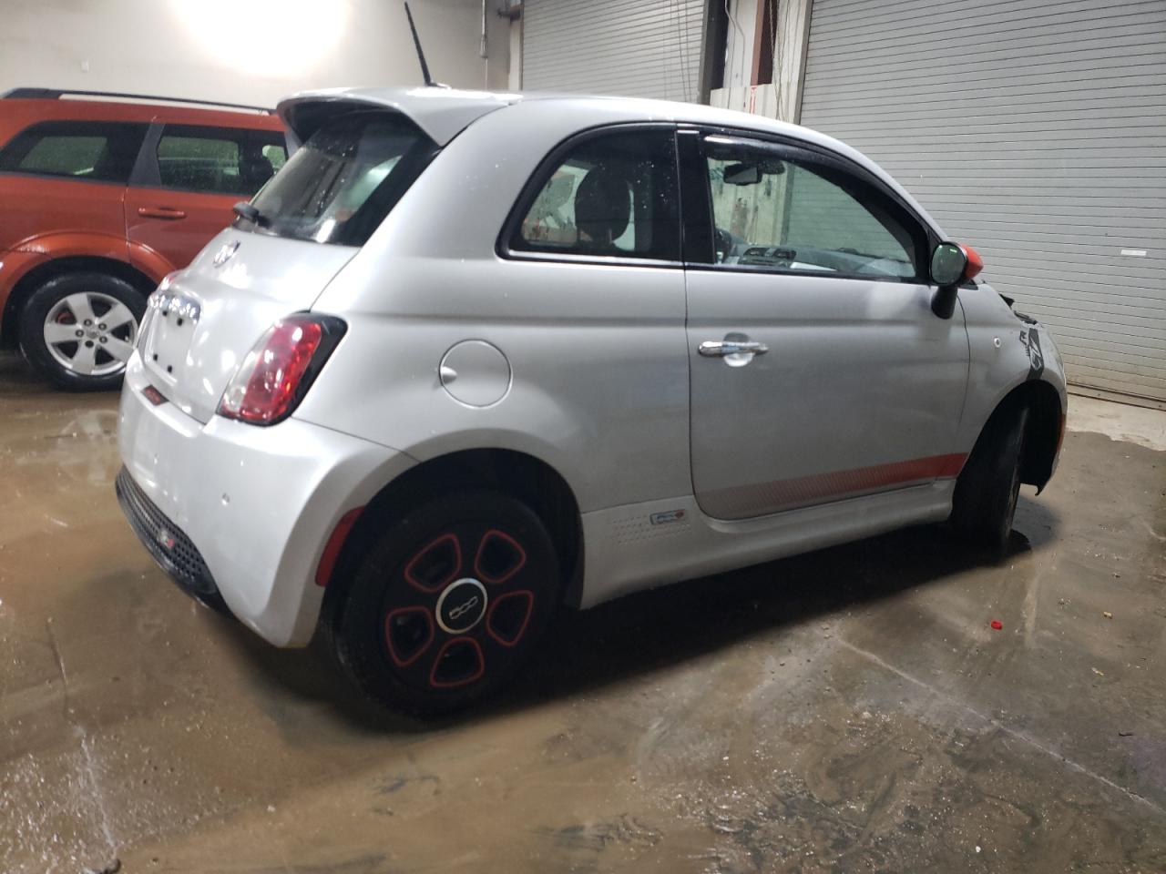 Lot #2994108307 2014 FIAT 500 ELECTR