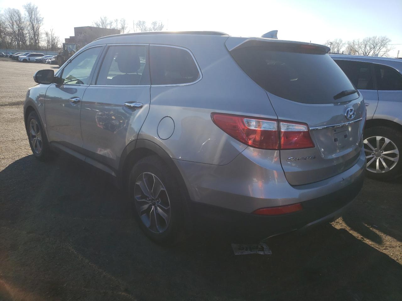 Lot #3022946091 2016 HYUNDAI SANTA FE S