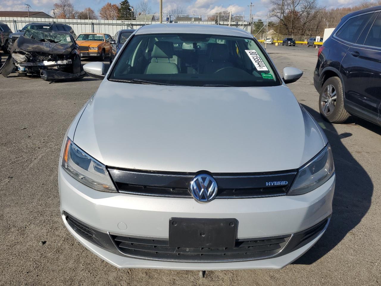 Lot #2969900212 2013 VOLKSWAGEN JETTA HYBR