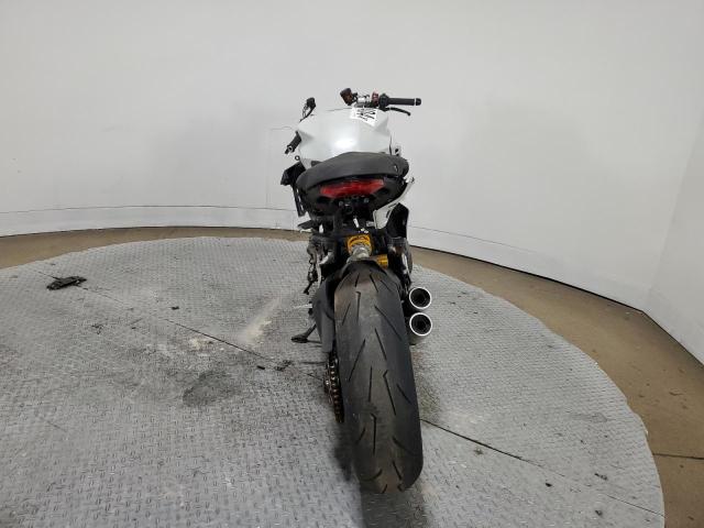 2022 DUCATI SUPERSPORT ZDMVABDS8NB003657