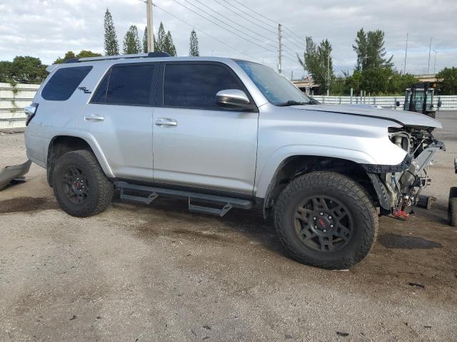 Vin: jtebu5jr5j5571099, lot: 80637204, toyota 4runner sr5/sr5 premium 20184