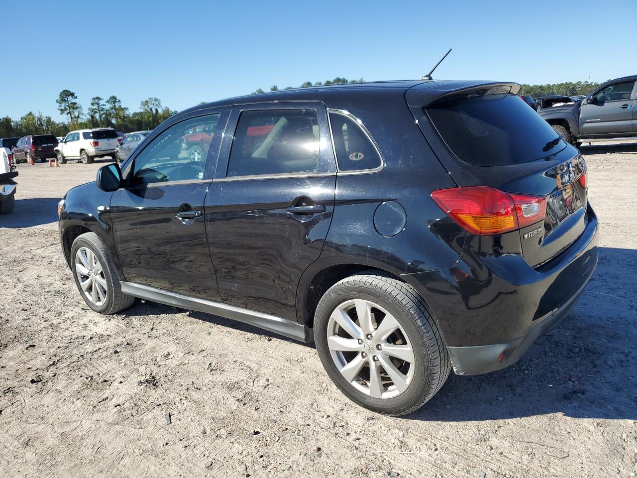 Lot #2993864325 2015 MITSUBISHI OUTLANDER