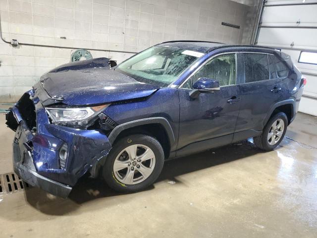 2019 TOYOTA RAV4 XLE - JTMP1RFV7KD022186
