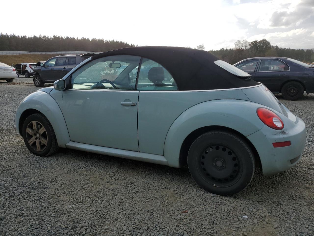 Lot #2977084283 2006 VOLKSWAGEN NEW BEETLE