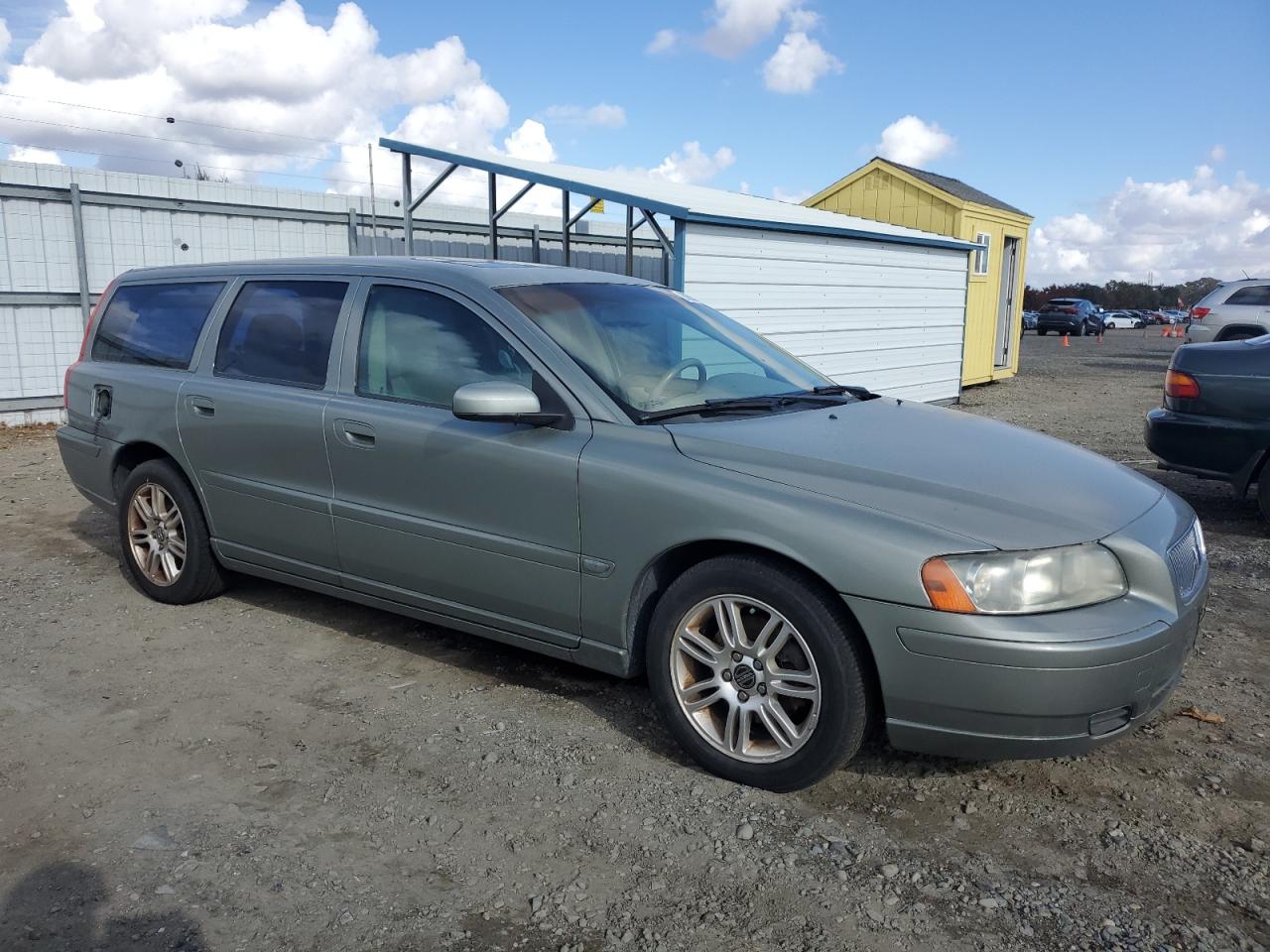 Lot #2977109177 2006 VOLVO V70