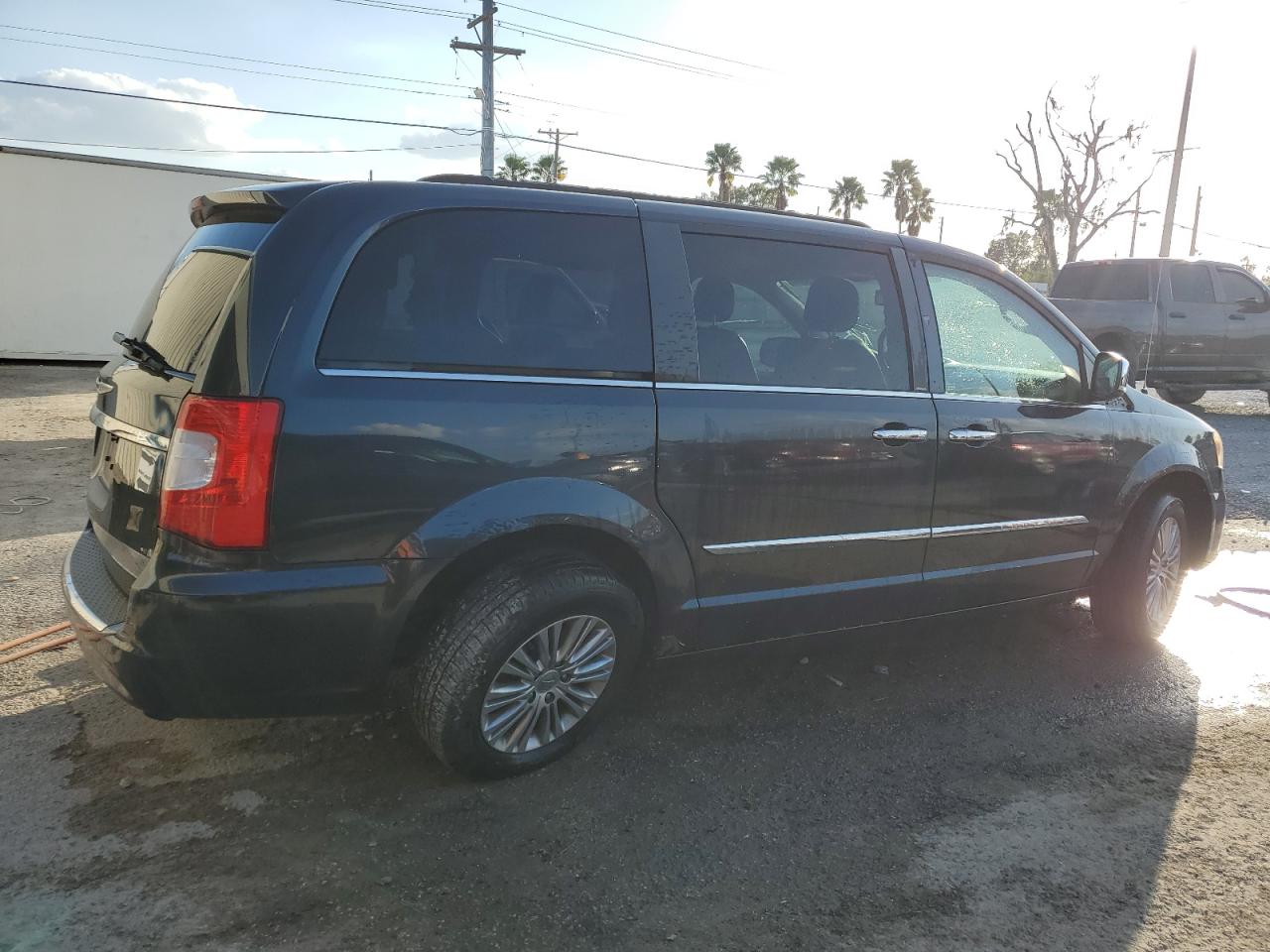 Lot #2996566829 2013 CHRYSLER TOWN & COU