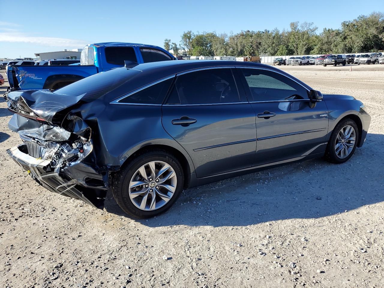 Lot #2996447384 2020 TOYOTA AVALON XLE