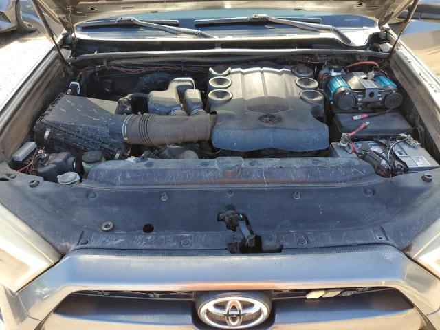 2018 TOYOTA 4RUNNER SR - JTEBU5JR2J5522684