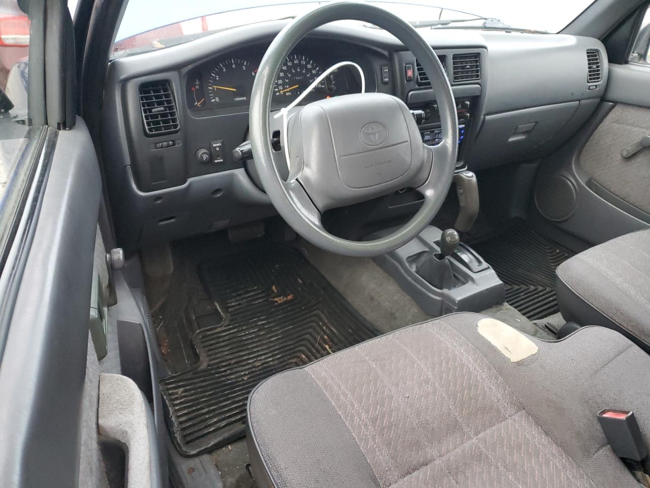 Lot #3023104021 1995 TOYOTA TACOMA XTR