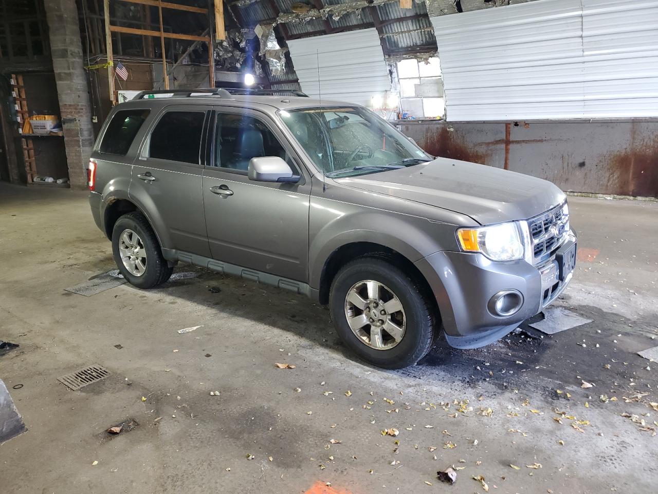 Lot #2952477391 2011 FORD ESCAPE LIM