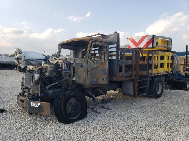 MACK MD 2025 burn  diesel 1M2MDBAA8SS014854 photo #3