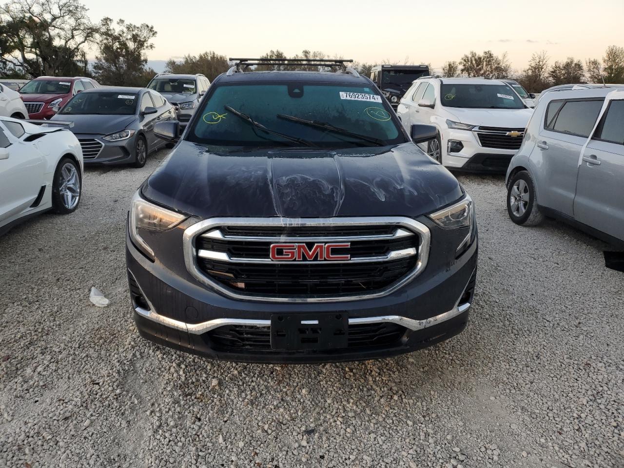 Lot #3033163195 2019 GMC TERRAIN SL