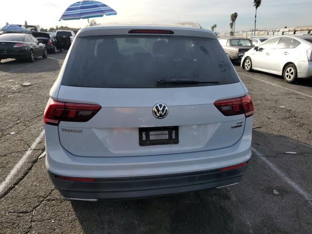 VIN 3VV0B7AX0JM119617 2018 VOLKSWAGEN TIGUAN no.6